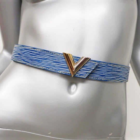 Louis Vuitton Accessories - Louis Vuitton Essential V Epi Leather Belt Sz 80